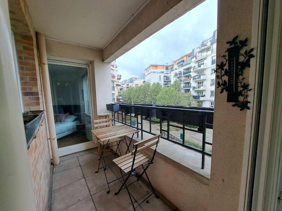Appartement Aux Portes De Paris Et 5 Minutes Du Metro Charenton-le-Pont Exterior photo